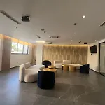 Hotel Bounty Golem (Tirana)
