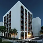 Hotel Bounty 4*