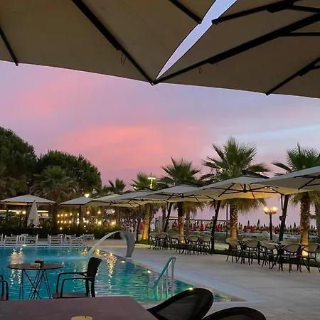 Bounty Hotel Golem (Tirana)