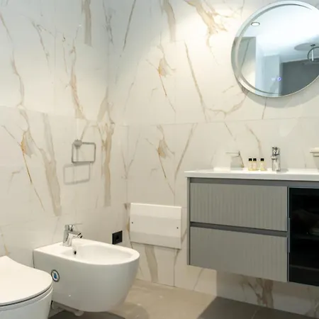 Bounty Golem (Tirana)