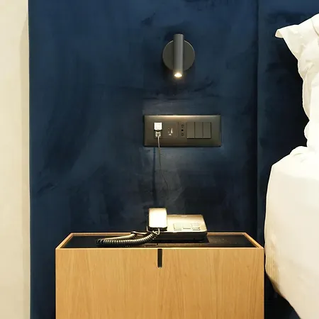 Otel Bounty