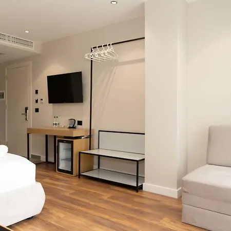 Otel Bounty 4*