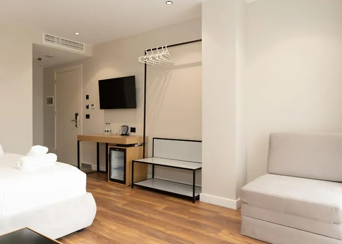 Hotel Bounty 4*