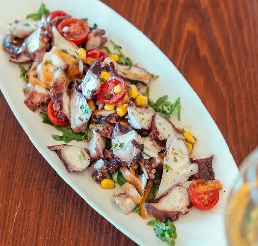 Bounty Hotel Golem (Tirana)